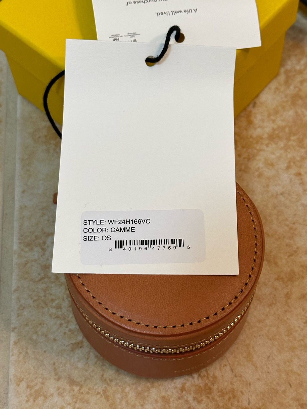 NWT Mansur Gavriel Round Leather Zip Jewelry Case Cammelo - Picture 4 of 8